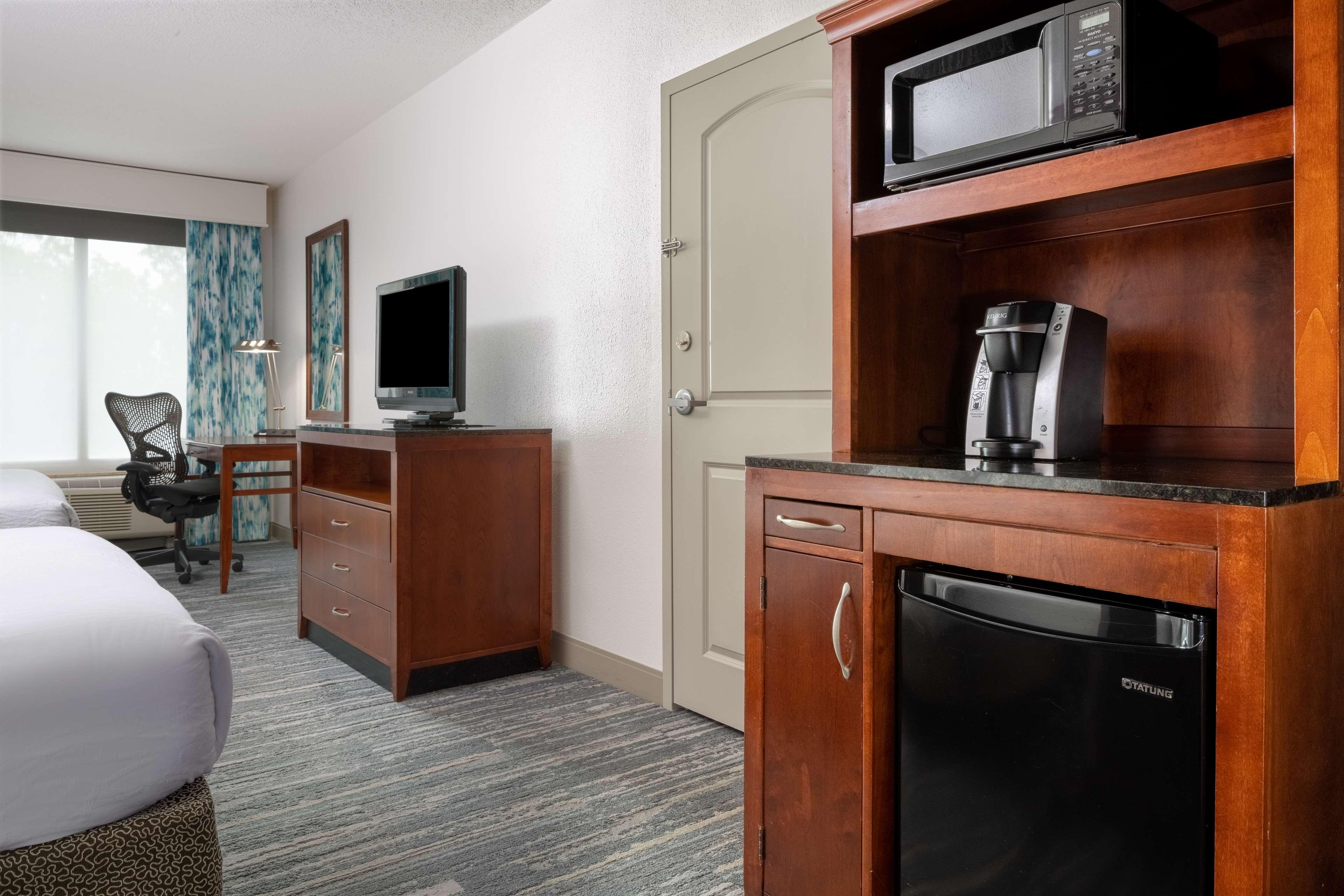 Hilton Garden Inn Mystic/Groton Bagian luar foto
